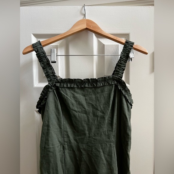 Urban Outfitters Midi Linen Dress in Moss size Medium with Slit - Picture 4 of 6